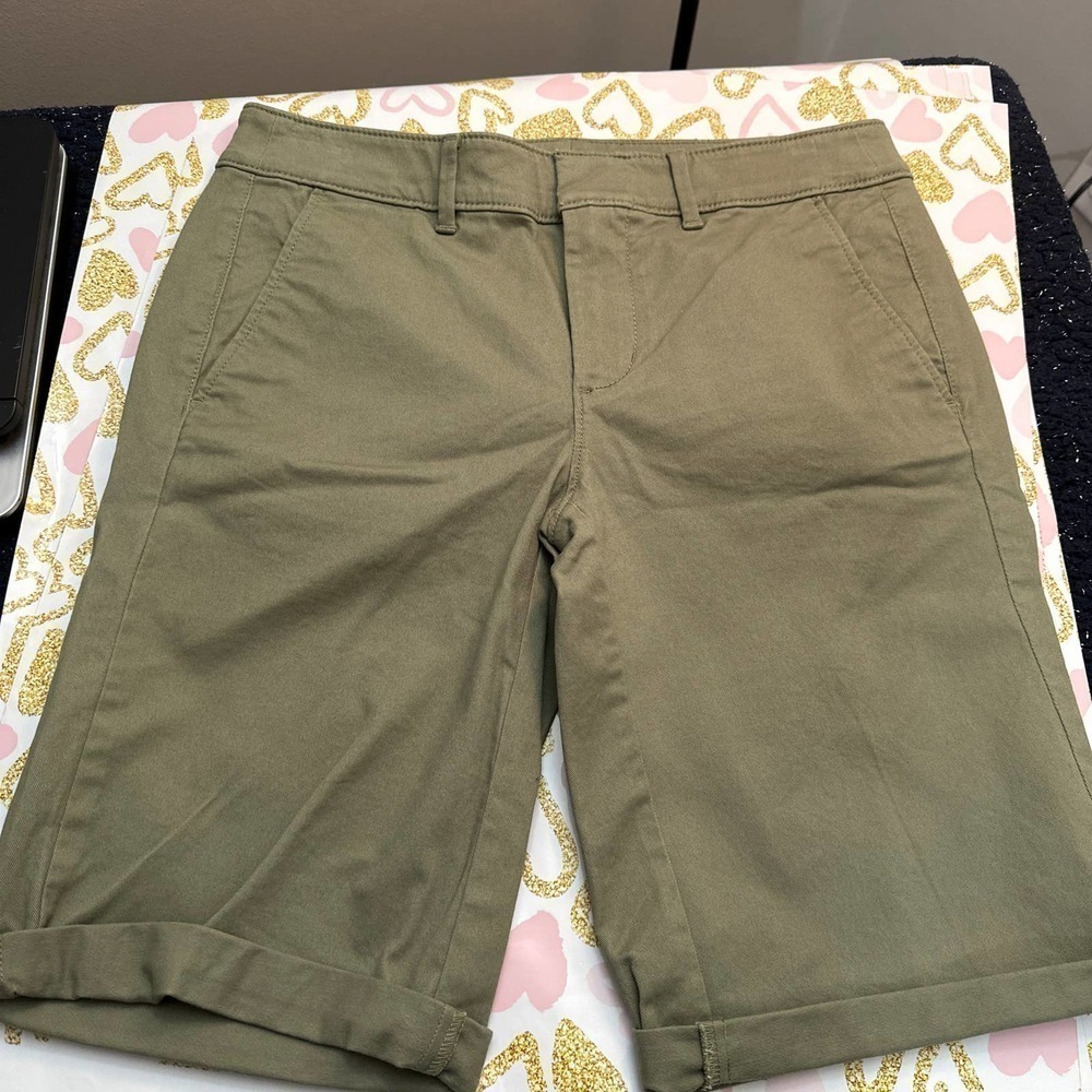 LOFT Bermuda shorts